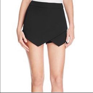 Aqua Faux Wrap Skort Black - Size Large